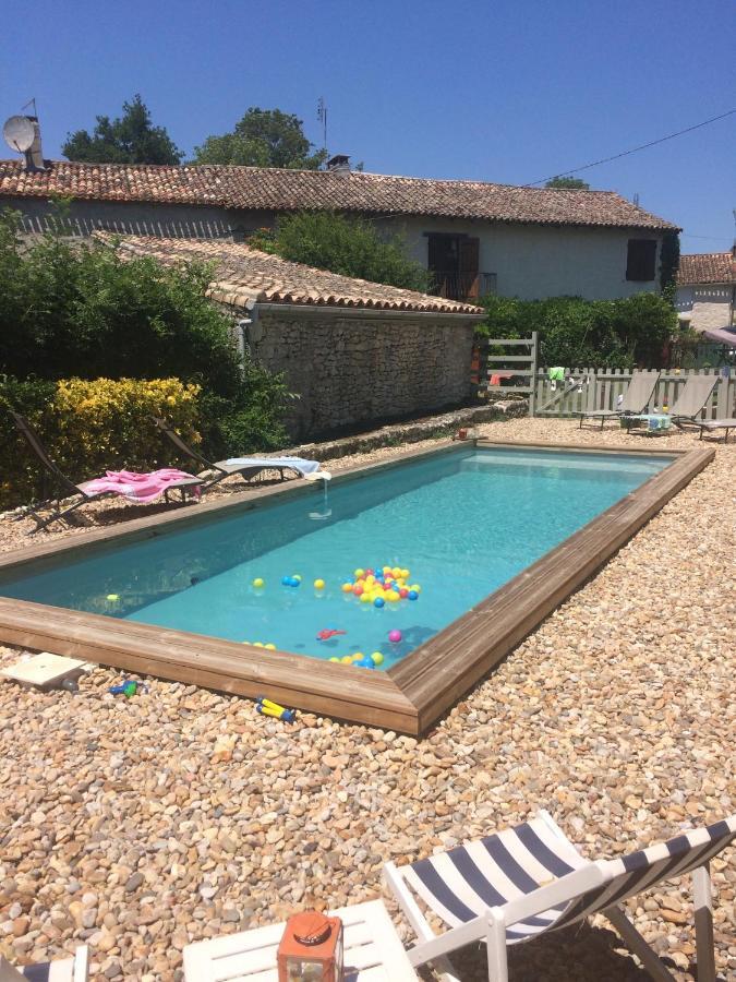 Les Galineaux Villa La Roquille Exterior foto